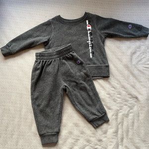 Kids clothing